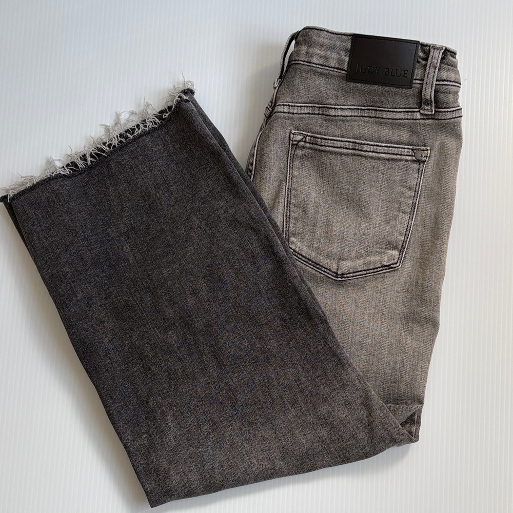 Judy Blue wide crop size 9/29